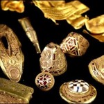 Anglo-Saxon Hoard Discovered in Mercia